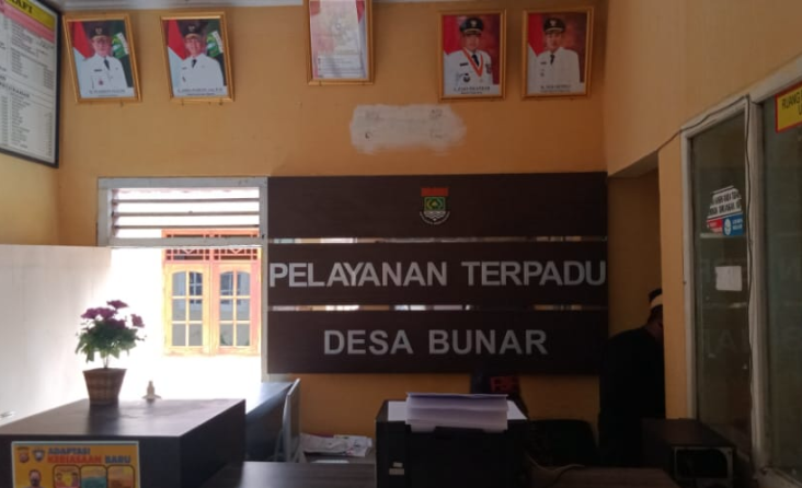 Ketiga